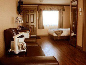 The Greensboro Inn New Minas Bagian luar foto
